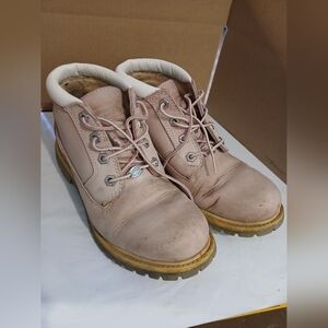 Size 8 women pink timberlands